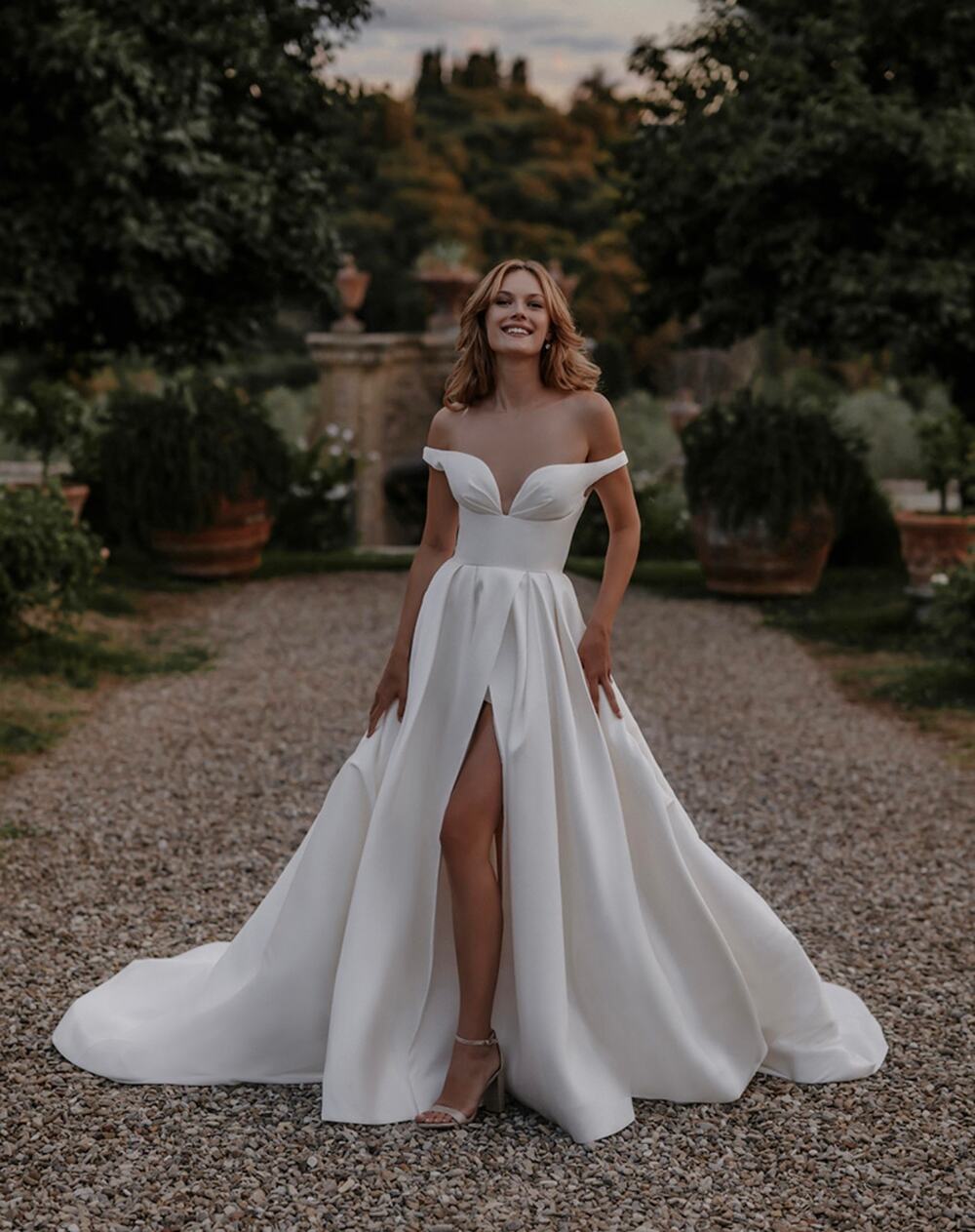 Abella Samira Romantic off the shoulder wedding dress size 12